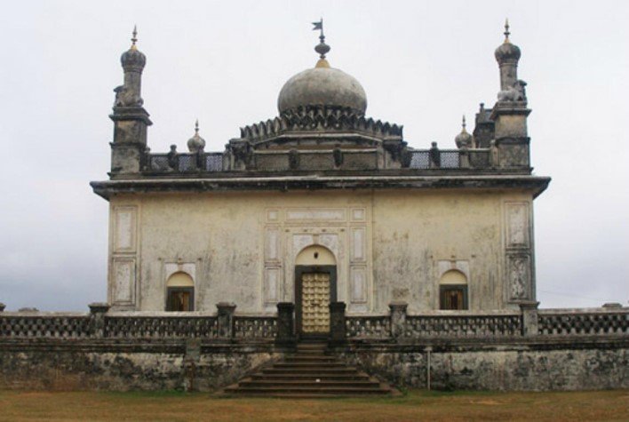 Raja's Tomb